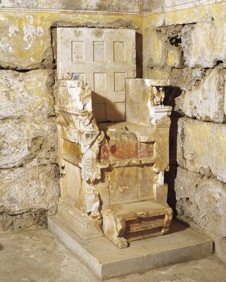 The throne of the Makedonian ruler Vasileos Makedonon Philippoy